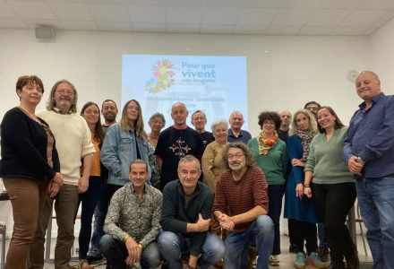 En em unvaniñ evit ma vevo hor yezhoù !